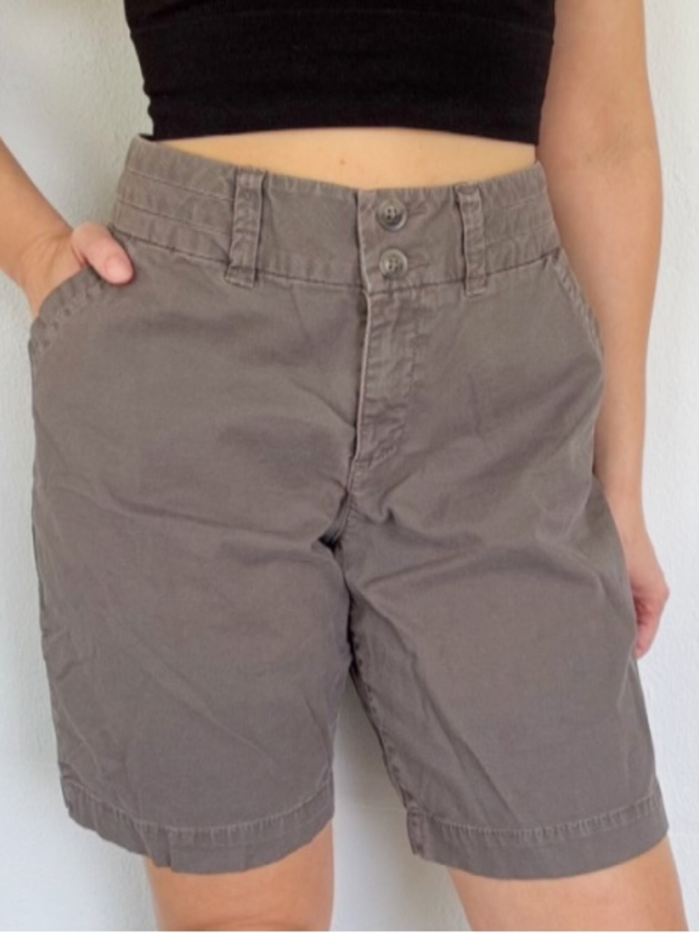 Sonoma Life + Style gray cotton stretch chino style Bermuda shorts size 10